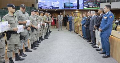 Sessão solene extraordinária em homenagem ao 167º aniversário da Polícia Militar de Goiás
