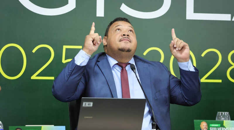 Vereador Walison Lacerda foi reconduzido ao cargo de presidente da Casa de Leis de Valparaíso