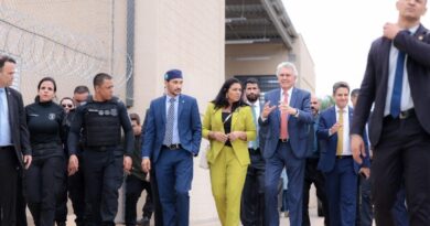 Governador mostra o sistema penitenciário goiano a deputados federais de outros estados (Foto: Junior Guimarães e Lucas Diener)