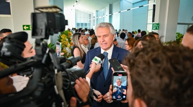 Governador presta última homenagem ao ex-procurador Joel Sant’Anna Braga (Foto: Romullo Carvalho)