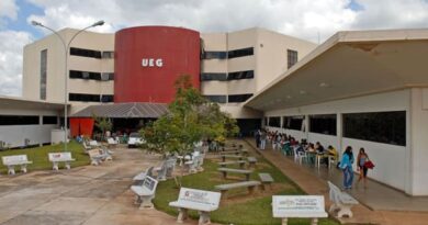 Curso, totalmente gratuito, será ministrado no Câmpus Central da UEG, em Anápolis, e tem como objetivo fortalecer prática docente e qualificar ensino de Ciências na educação básica (Foto: Seduc-GO)