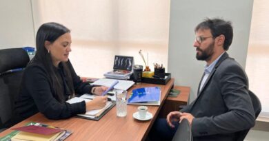 Paula Tredicci e Aurélio Rezende em reunião sobre o Peiex. (Foto: Divulgação)