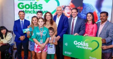 O governador de Goiás, Ronaldo Caiado, e a primeira-dama Gracinha Caiado lançam o Goiás + Inclusivo