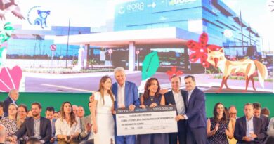 Na foto: Tatiana Zaiden (esposa de Leonardo), governador Ronaldo Caiado, Gracinha Caiado e Leonardo Rezende.