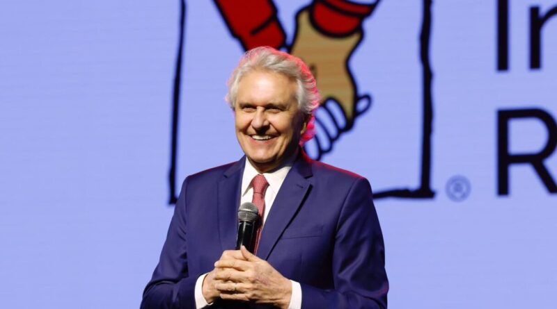 Capital Goiânia vai receber a maior Casa Ronald McDonald da América do Sul. Anúncio foi feito durante o 16º Jantar do Bem do Instituto Ronald McDonald, realizado nesta quarta-feira (08/10) em São Paulo (Fotos: Walter Folador)