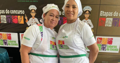 Cinco duplas finalistas disputam o prêmio de melhor receita da 2ª Edição do Concurso Sabores da Escola (Foto: Seduc)