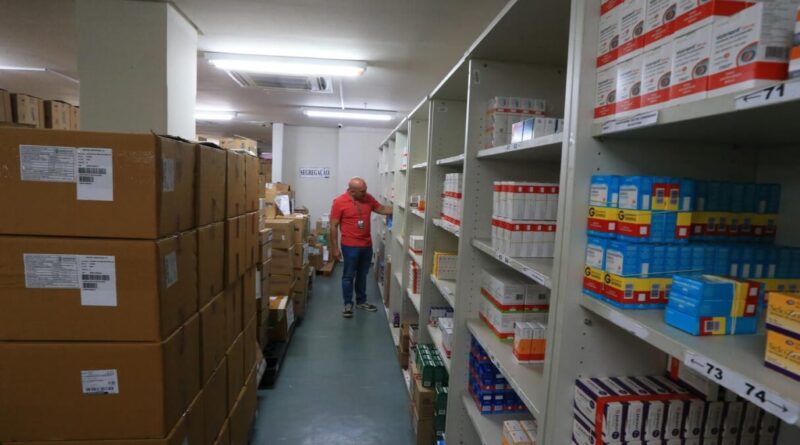 O sistema facilita a vida dos usuários, que não precisam fazer deslocamentos e nem contatos telefônicos para verificação de processos (Foto: SES)