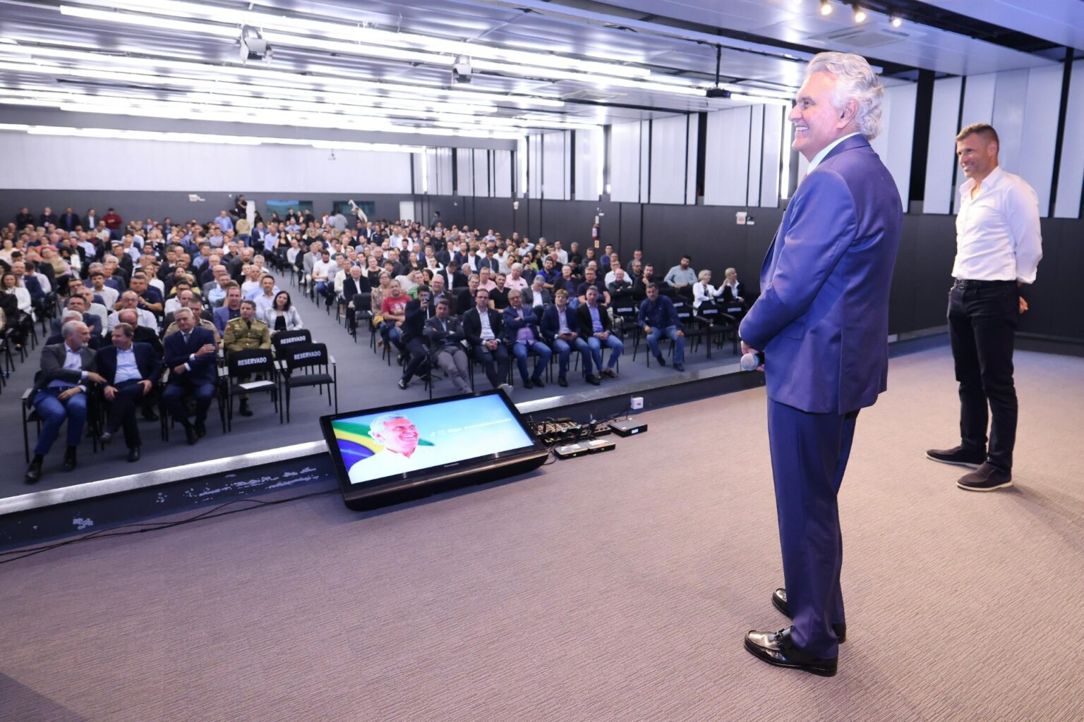 Caiado citou os investimentos na rede de ensino, que passam de R$ 8 bilhões nesses últimos seis anos (Fotos: Adalberto Ruchelle)