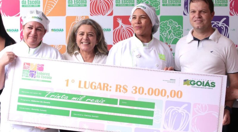 Merendeiras Juvenêz Pereira e Ediva Mendes, de Planaltina de Goiás, são vencedoras de 2025, com receita de escondidinho de abóbora (Fotos: Seduc-GO)