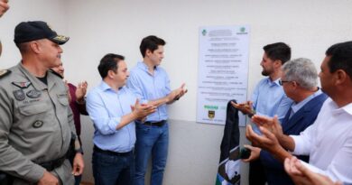 Vice-governador Daniel Vilela inaugurou nesta segunda-feira (20/10) nova sede da 4ª Companhia do 2º Batalhão de Polícia Militar Rural, em Valparaíso de Goiás. Obra é fruto da parceria entre Governo de Goiás, Prefeitura de Valparaíso e Secretaria Municipal de Meio Ambiente (Fotos: Júnior Guimarães)