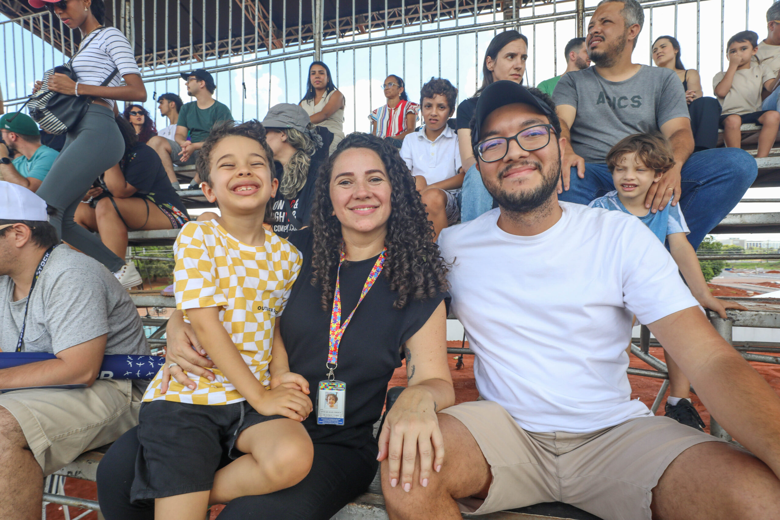 Augusto Fortunato, que também levou a família, fez sua estreia no audódromo: “Sempre acompanhei o esporte pela televisão, é a primeira vez in loco. O espaço ficou muito tempo fechado e está de volta ao público, de forma gratuita, como foi hoje”