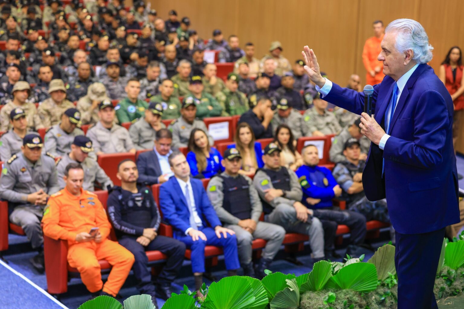 “O Estado do crime não pode ser maior do que o Estado Democrático de Direito”, afirma Caiado (Foto: Wesley Costa)