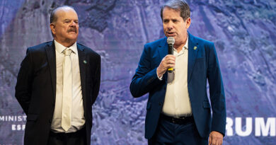 Marco La Porta, presidente do COB (dir.), e Paulo Maciel, presidente do CBC,