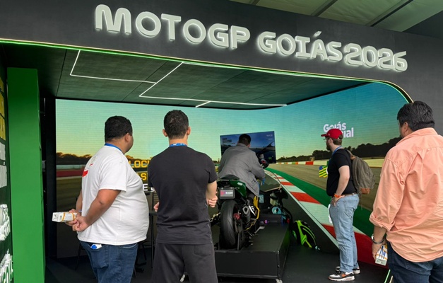 Em Interlagos, estande do estado apresentou ao público a etapa goiana da MotoGP 2026 (Foto: Hegon Corrêa)