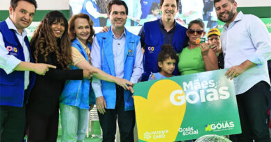 Daniel Vilela durante abertura do Goiás Social em Cristalina: ação reúne serviços gratuitos de cidadania, saúde e qualificação profissional (Foto: Jota Eurípedes)
