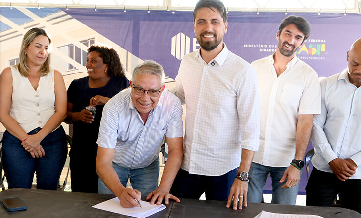 Lançamento do Programa Minha Casa Minha Vida, e fica no bairro Pacaembu