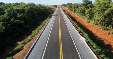 Conquista reflete melhorias consistentes em todos os critérios avaliados pela CNT — pavimento, geometria das vias e sinalização — e consolida infraestrutura rodoviária como um dos principais vetores de desenvolvimento econômico e social do Estado (Fotos: Secom-GO)