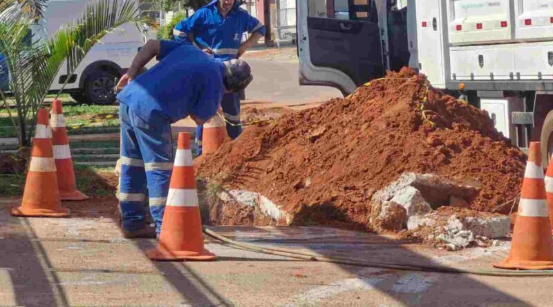 Trabalho substituiu ramais e kits antigos, dando lugar a novas tubulações mais resistentes e seguras (Fonte: Saneago)