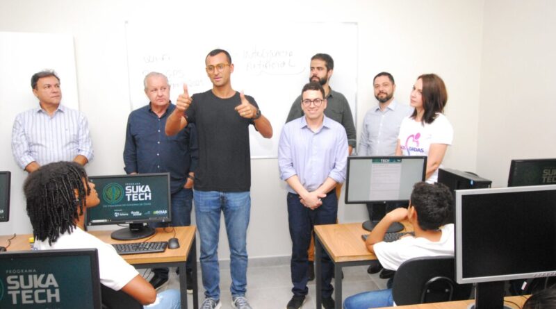 Cerca de 600 moradores do bairro JK poderão usar laboratório do Sukatech (Foto: André Bianchi)
