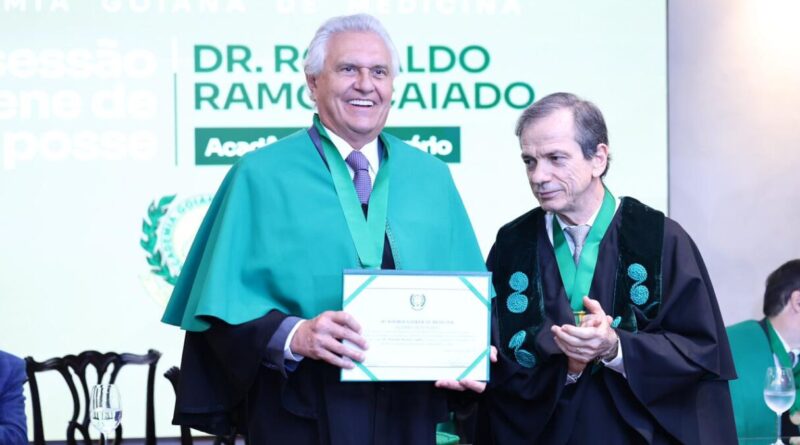 Caiado recebe título de acadêmico honorário da Academia Goiana de Medicina: “Me impõe muito mais responsabilidade na trajetória de vida” (Foto: Adalberto Ruchelle)