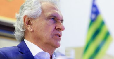 Governador explica que Governo de Goiás segue acionista majoritário e detém o controle da companhia (Foto: Secom)