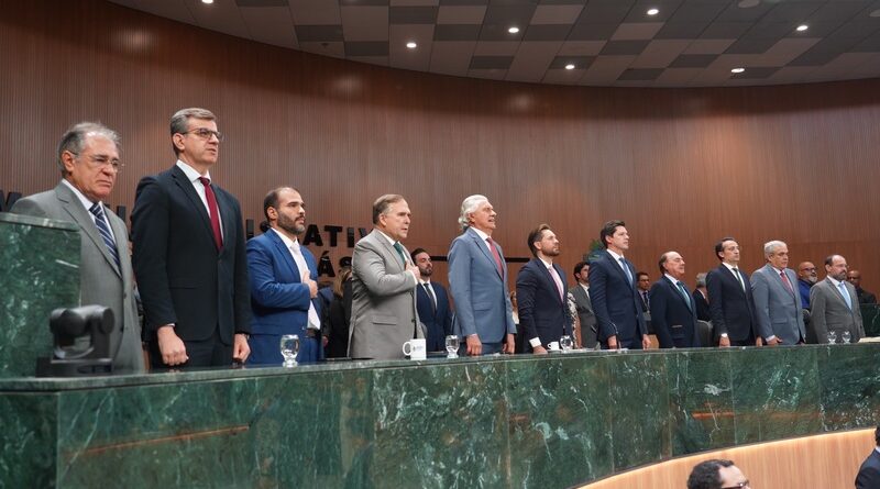 Sessão solene de instalação da 4ª Sessão Legislativa Ordinária da 20ª Legislatura