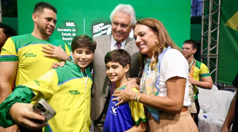 “Os números do IBGE confirmam aquilo que presenciamos todos os dias nas ações do Goiás Social. Isso mostra que as famílias estão conquistando autonomia e transformando a própria realidade”, explica a primeira-dama, Gracinha Caiado. (Foto: Secom)