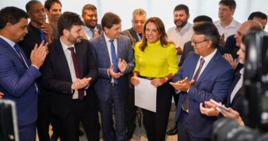 Gracinha Caiado anuncia Bruno Peixoto como novo presidente do União Brasil em Goiás (Foto: Divulgação / Secom)