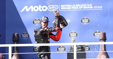 Vencedor da principal categoria e atual líder da MotoGP, o italiano Marco Bezzecchi afirmou em entrevista após a corrida que a “organização fez um trabalho maravilhoso” (Foto: Cristiano Borges e Hegon Correia)