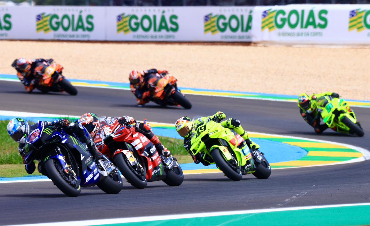 MotoGP nas pistas do Autódromo Internacional de Goiânia (Foto: Cristiano Borges e Hegon Correia)