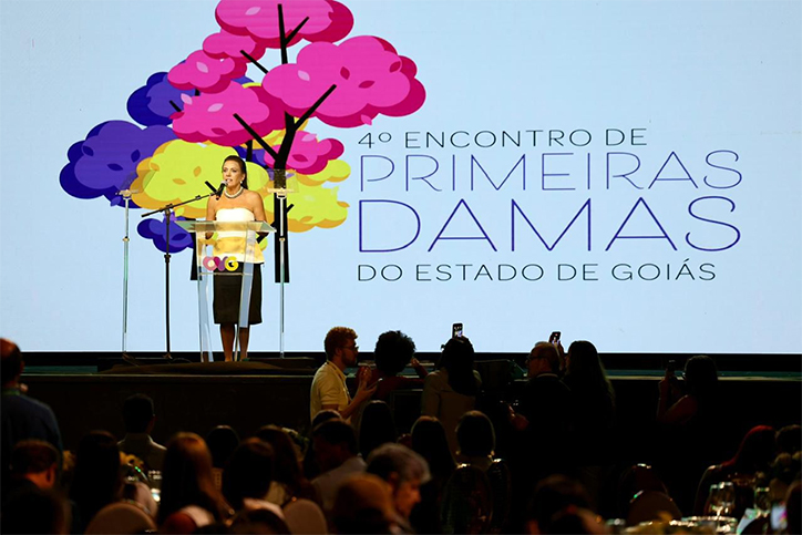Encontro de Primeiras-Damas se consolida como espaço estratégico de articulação social e reune representantes municipais de diversas regiões do estado. Finaldiade é fortalecer parcerias que ampliam alcance de políticas públicas e programas sociais em Goiás (Foto: Hegon Correia e Remisson Sales)