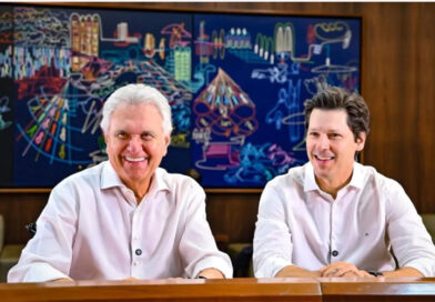 Ronaldo Caiado e Daniel Vilela: articulando um grande lançamento em Jaraguá | Foto: Secom de Goiás