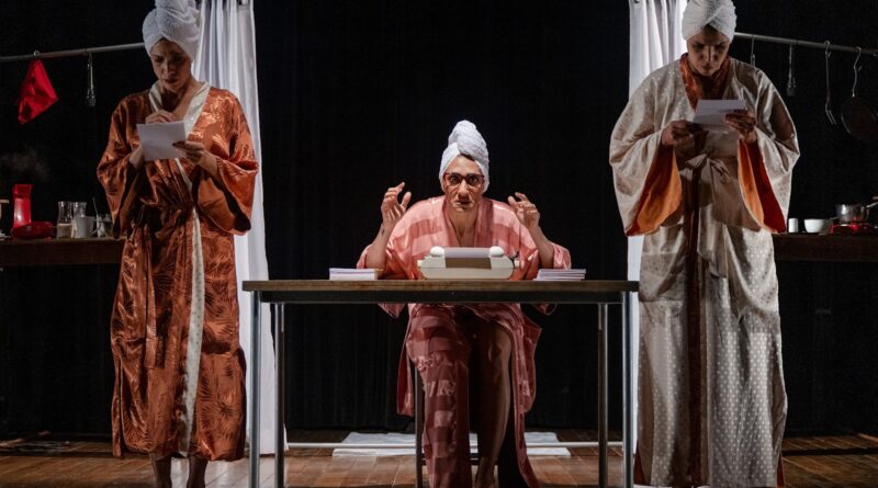 Peça sobre a obra de Clarice Lispector faz temporada especial no Mês da Mulher