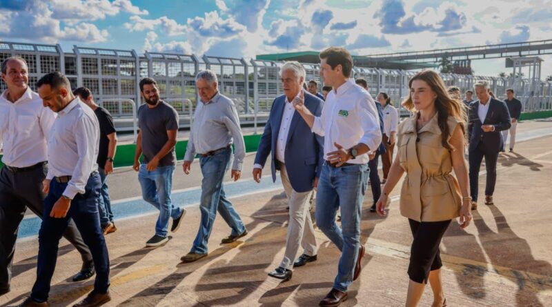 Governador Daniel Vilela acompanha diretores da Fórmula Indy em vistoria no Autódromo Internacional Ayrton Senna (Fotos: Lucas Diener)