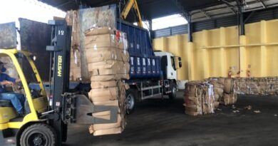 Troca de recicláveis por bônus na fatura de energia evitou emissão de mais de 9,5 mil toneladas de CO₂ em Goiás