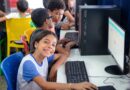 Inscrições vão até 31 de maio e são voltadas para jovens de 8 a 20 anos da rede pública ou bolsistas integrais de escolas particulares Legenda: Inscrições para curso gratuito de robótica para estudantes da rede pública em 21 municípios goianos vão até 31 de maio Fotos: André Bianchi