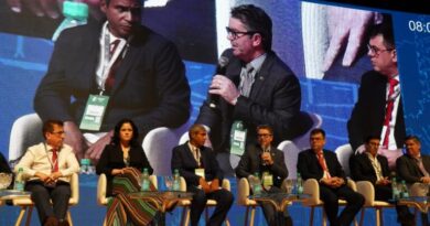 Secretário Rasível Santos fala sobre Programa Goiás Todo Rosa no Congresso Brasileiro de Mastologia (Foto: Marco Monteiro)