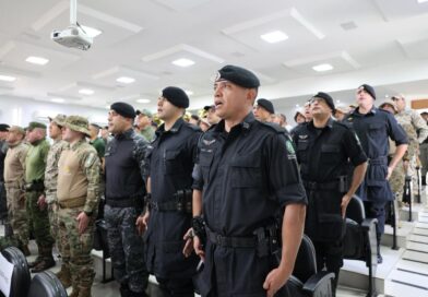 Realizada em Goiânia, capacitação reúne representantes de sete unidades da federação. Meta é aperfeiçoar combate ao crime organizado interestadual e transfronteiriço (Foto: PM5)