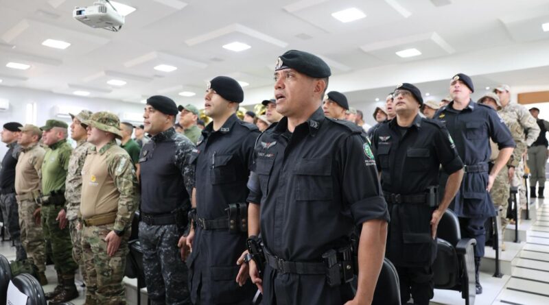 Realizada em Goiânia, capacitação reúne representantes de sete unidades da federação. Meta é aperfeiçoar combate ao crime organizado interestadual e transfronteiriço (Foto: PM5)