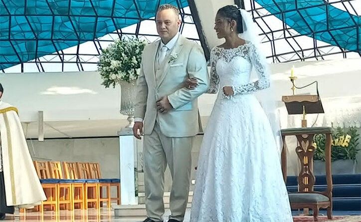 Um dia inesquecível: o casamento de Helitsson Balbino e Kamila Maria na Catedral de Brasília