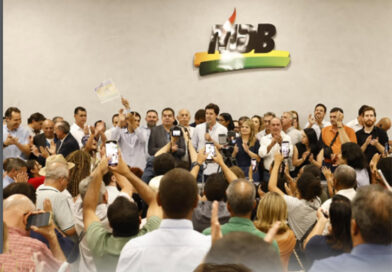 Daniel Vilela comanda megaevento com 5 mil filiações ao MDB