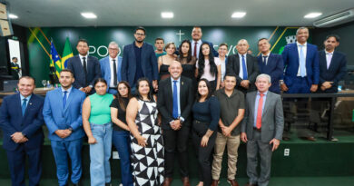 Câmara de Valparaíso recebe família de Zeca em homenagem marcada por emoção e reconhecimento