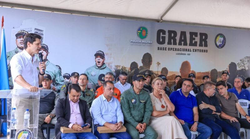 Daniel Vilela inaugura base do Graer em Luziânia e participa da formatura do 6º Curso de Operações Aéreas