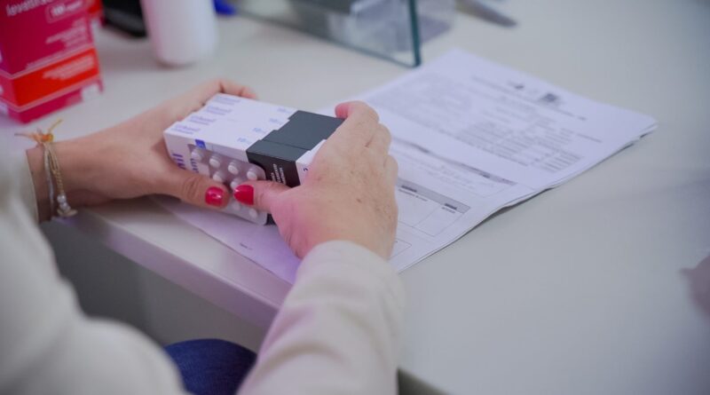 Número de dispensações de medicamentos de alto custo no Cemac Juarez Barbosa passou de 676 mil para 1,49 milhão entre 2019 e 2025 (Foto: Iron Braz)