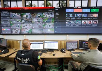 Em cinco meses, IA Contra o Crime elucidou mais de 1,4 mil ocorrências. Representantes das forças de segurança goianas detalham papel da tecnologia para o setor (Foto: Secom-GO)