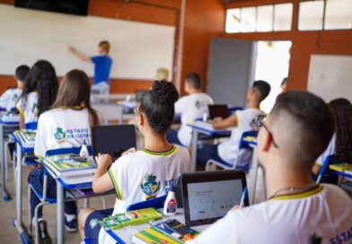 Goiás conquista 1º lugar do país na Redação do Enem 2025 entre redes estaduais