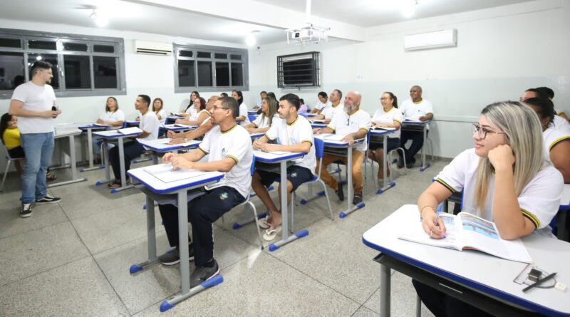 Precisando concluir os estudos? Matrículas para EJA poderão ser feitas a partir do próximo dia 22