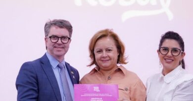 Municípios assinam termo de compromisso que fortalece Política Estadual Goiás Todo Rosa. “Pactuação é fundamental para levar esse cuidado a todas as mulheres goianas e salvar vidas”, afirmou o secretário Rasível Santos (Foto: Iron Braz)