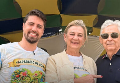 Deputada Drª Zeli ao lado do prefeito Marcus Vinicius e do primeiro prefeito de Valparaíso, Marcus Vinicius e do primeiro prefeito de Valparaíso, José Valdécio Pessoa