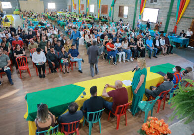 Deputada Dra. Zeli comanda entrega de honrarias a personalidades de Valparaíso e Entorno do Distrito Federal